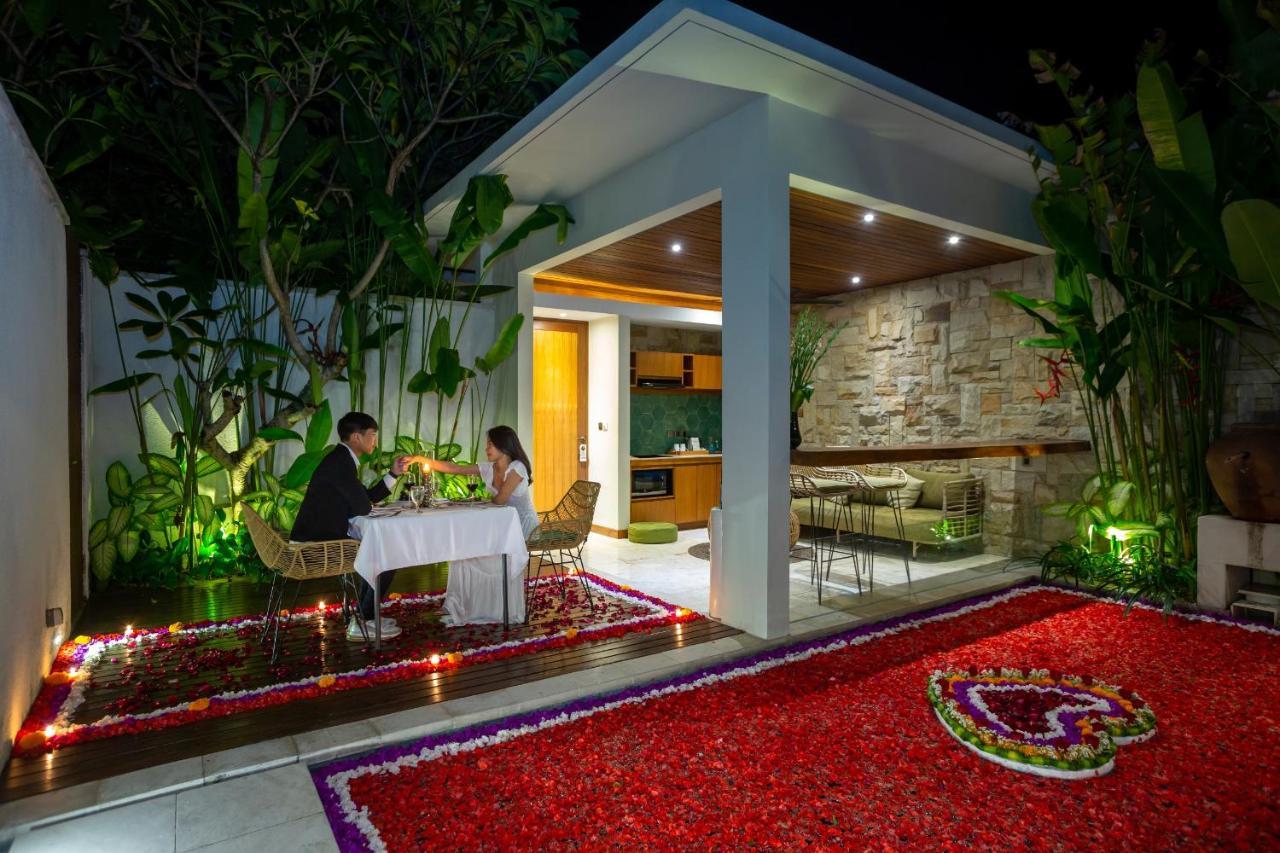 Bali Vilaasee Seminyak Buitenkant foto