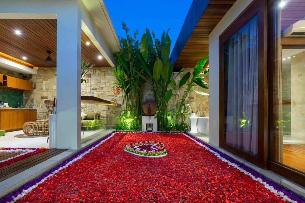 Bali Vilaasee Seminyak Buitenkant foto