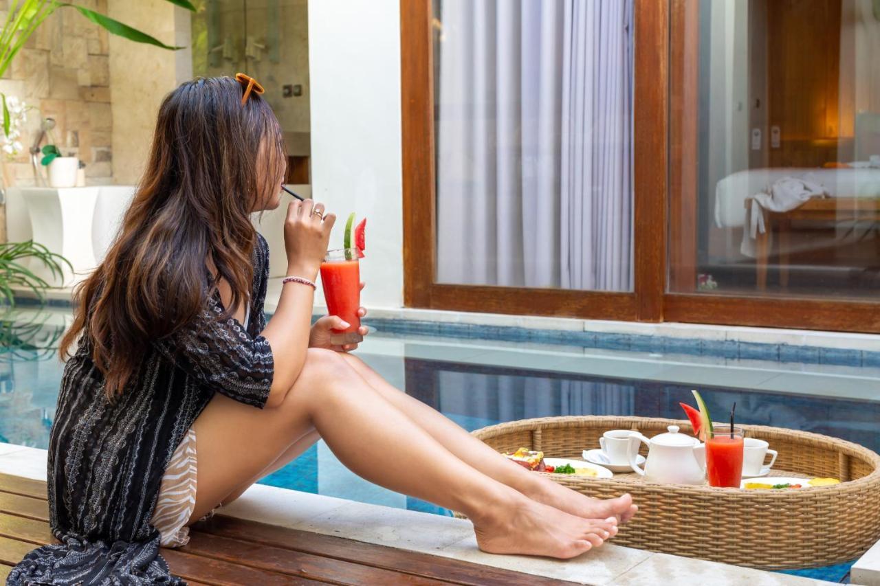 Bali Vilaasee Seminyak Buitenkant foto